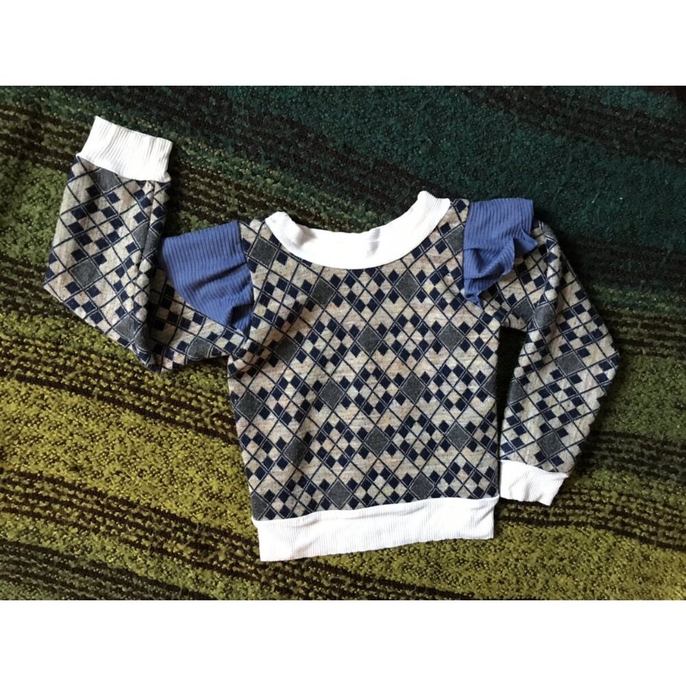 Hive Vibes Long Sleeve Tee